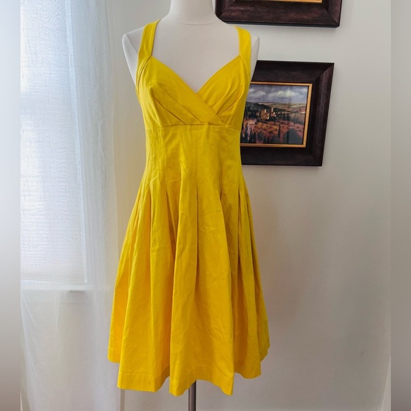 Calvin Klein Dresses & Skirts - Calvin Klein Collection V-Neck Dress in Yellow Size 4